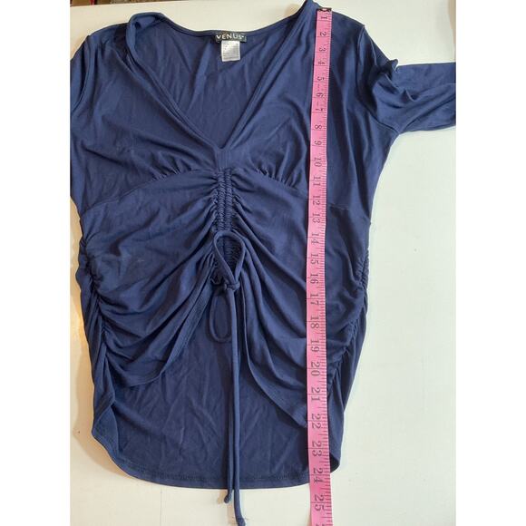New Venus Navy Knit Blouse Size M Shirred Crop - Picture 4 of 7